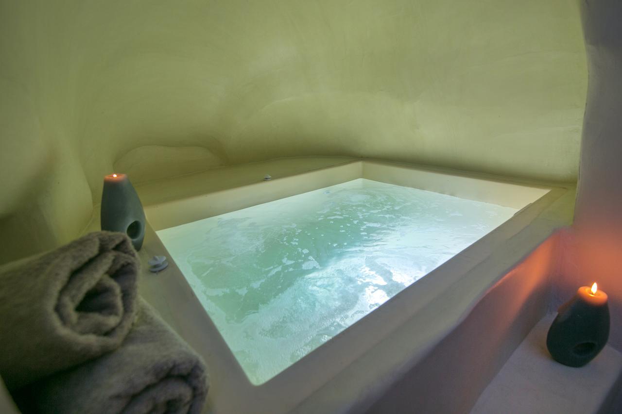 Morfi Cave House Apartment Oia  Bagian luar foto